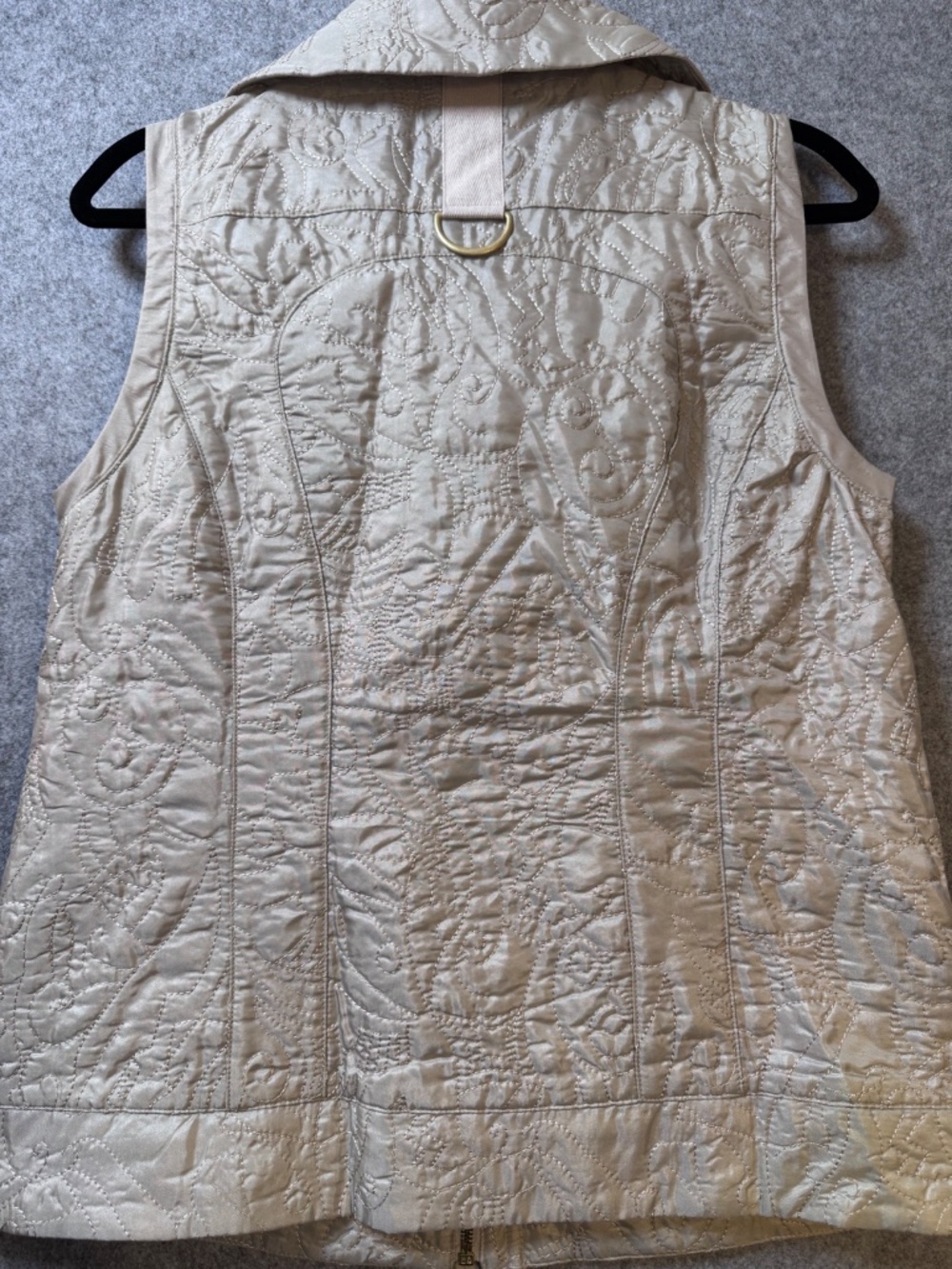Zenergy by Chico’s Quilted Vest Beige Champagne Metallic Zip Front Size 1 - Picture 11 of 11
